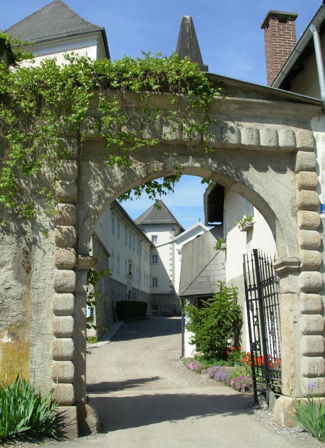 Kloster Wernberg Hotell Eksteriør bilde