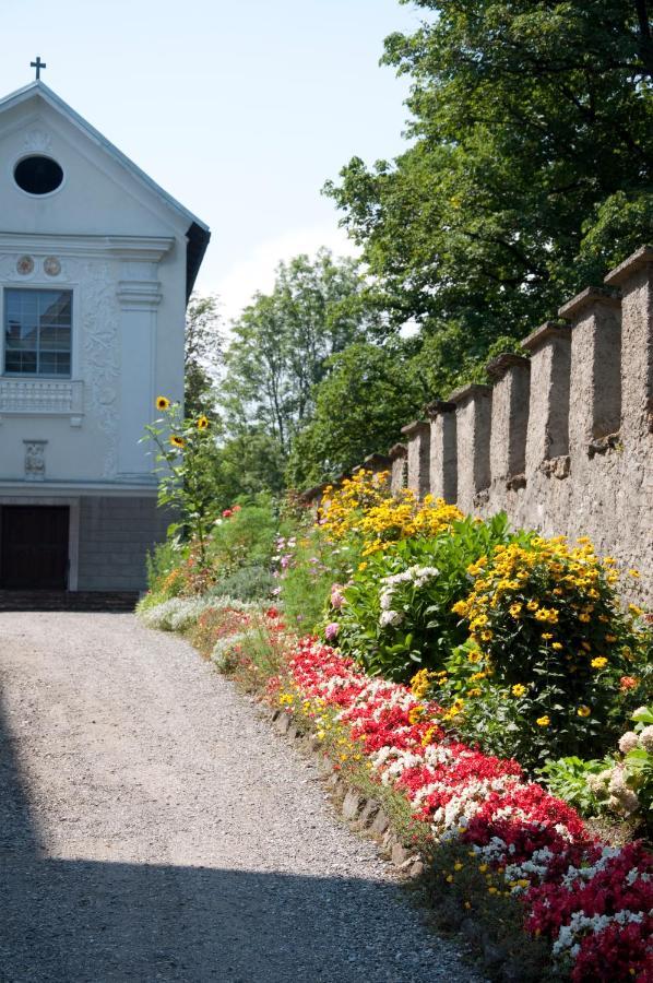 Kloster Wernberg Hotell Eksteriør bilde