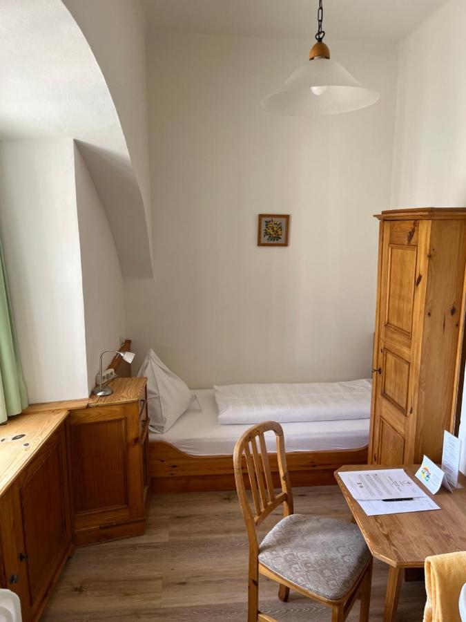 Kloster Wernberg Hotell Eksteriør bilde