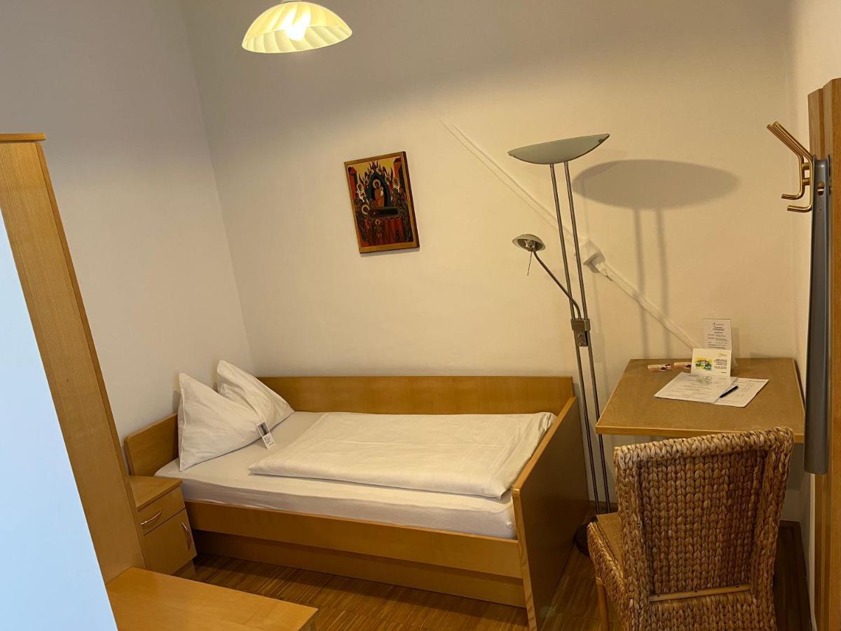 Kloster Wernberg Hotell Eksteriør bilde